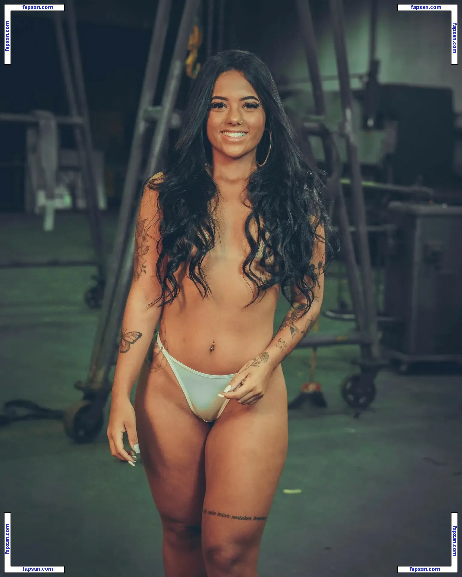 Combustível Sem Imposto голая фото #0388 с Онлифанс