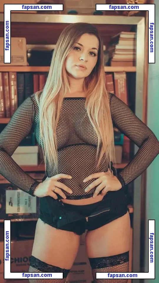 Combustível Sem Imposto голая фото #0480 с Онлифанс