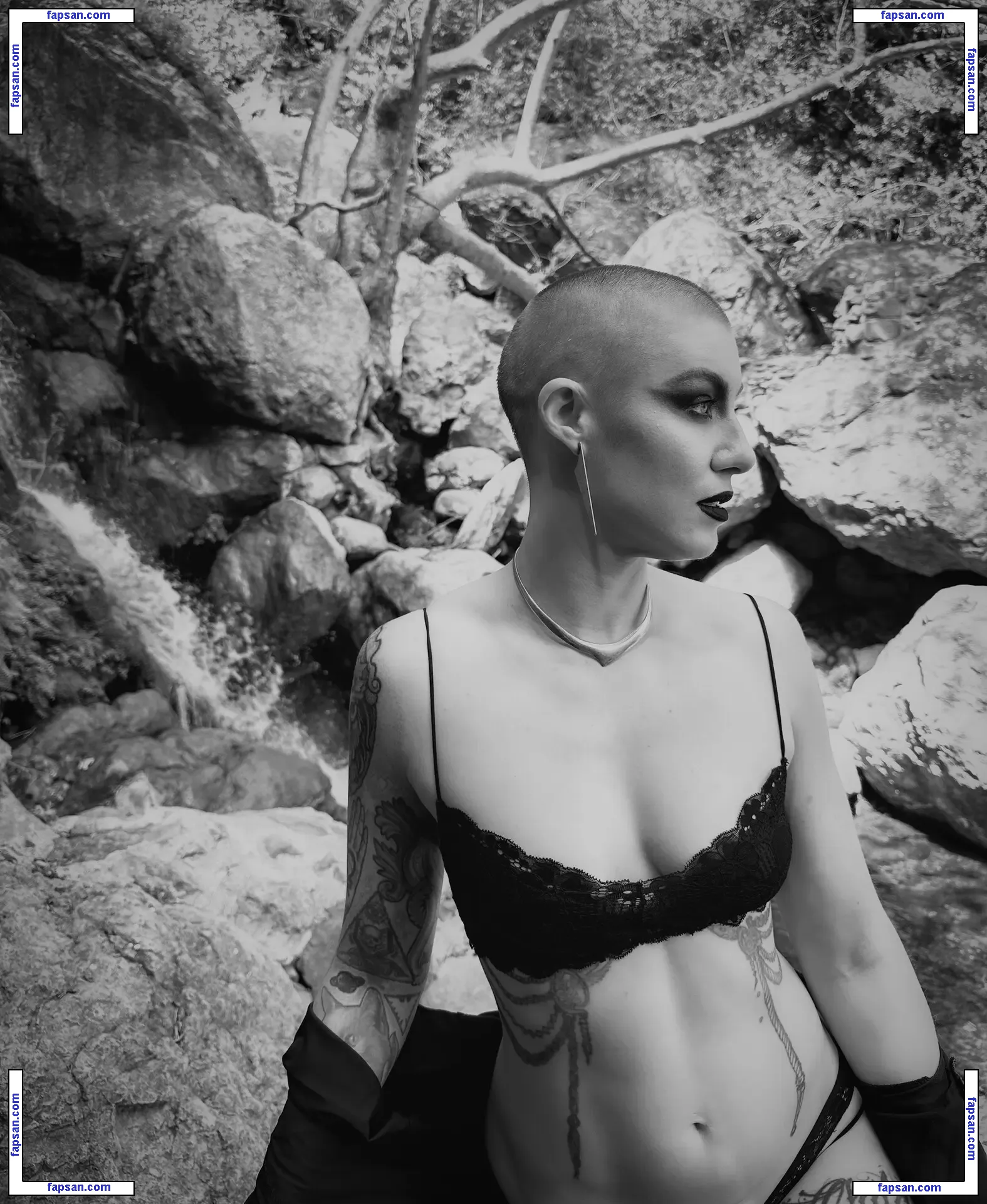 Comicbookgirl19 nude photo #0265 from OnlyFans