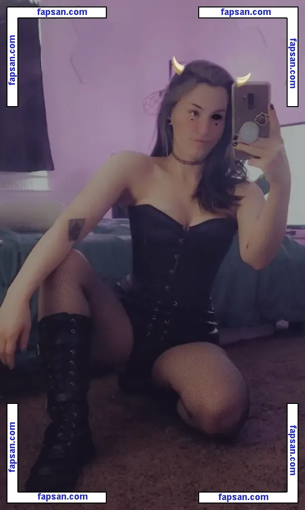 ConcealedBones nude photo #0001 from OnlyFans