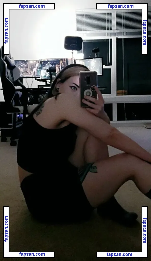 ConcealedBones nude photo #0027 from OnlyFans