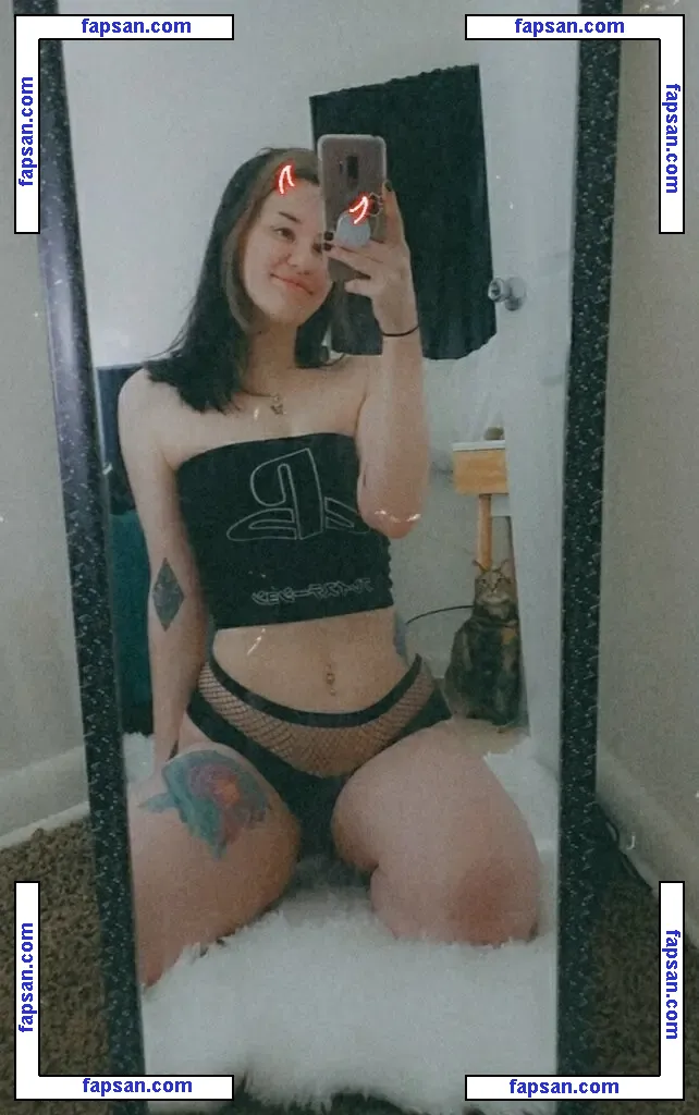 ConcealedBones nude photo #0030 from OnlyFans