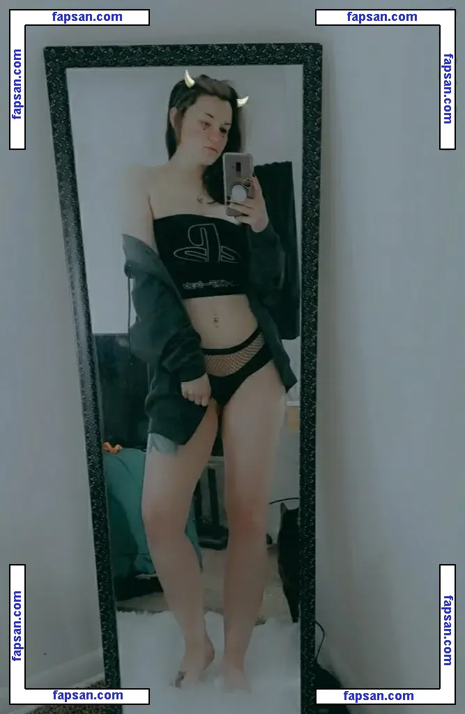 ConcealedBones nude photo #0093 from OnlyFans