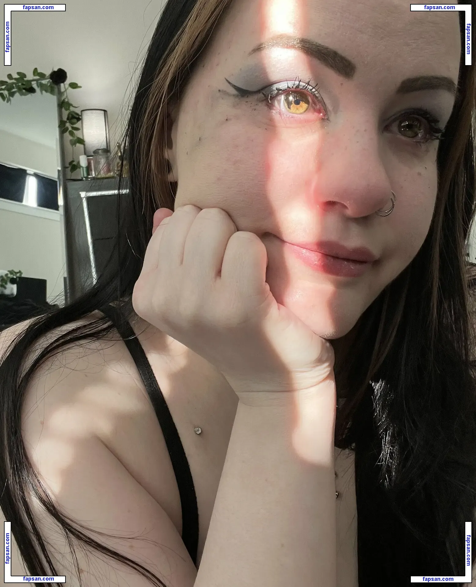 ConcealedBones nude photo #0194 from OnlyFans