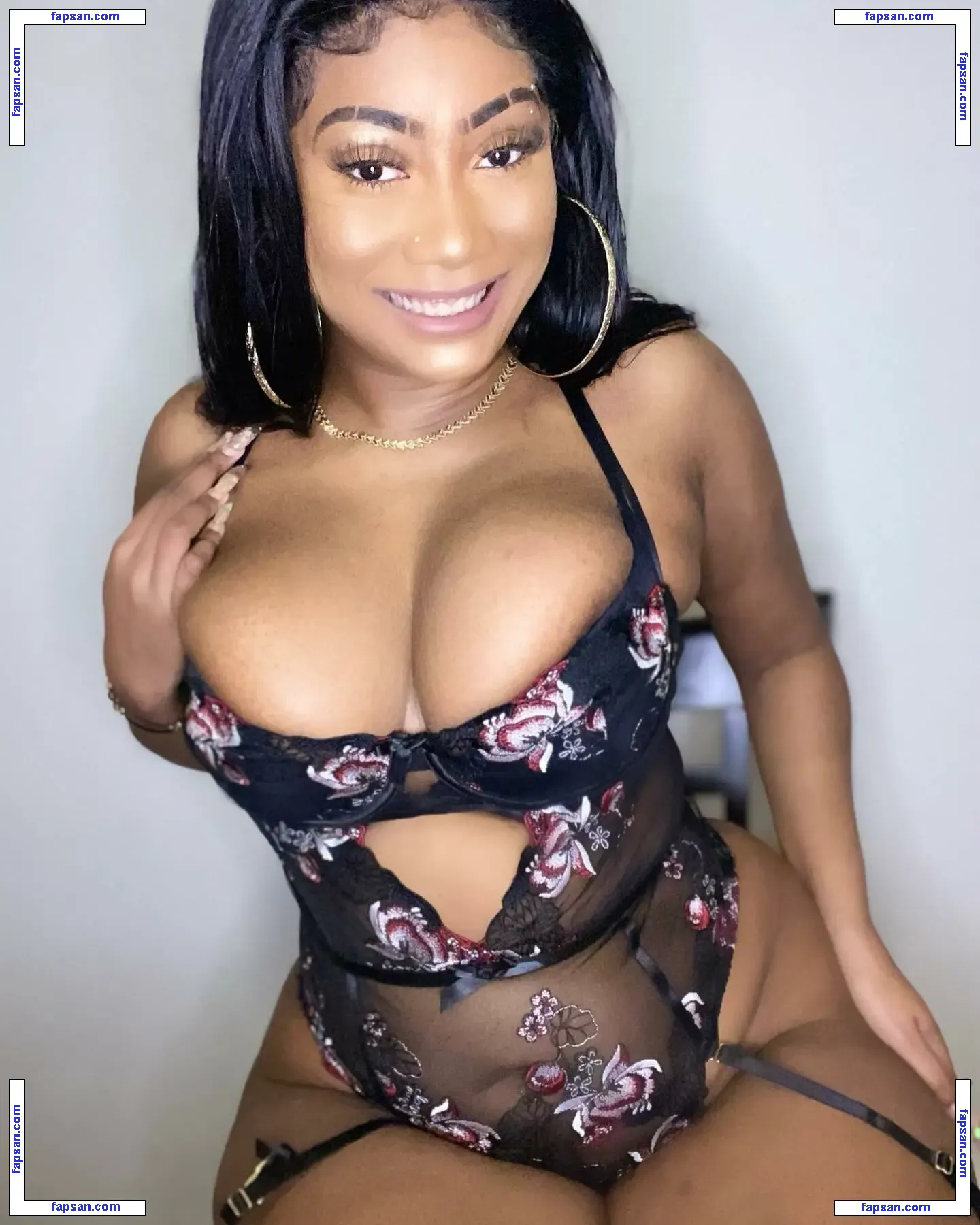 CoolieMonae nude photo #0013 from OnlyFans