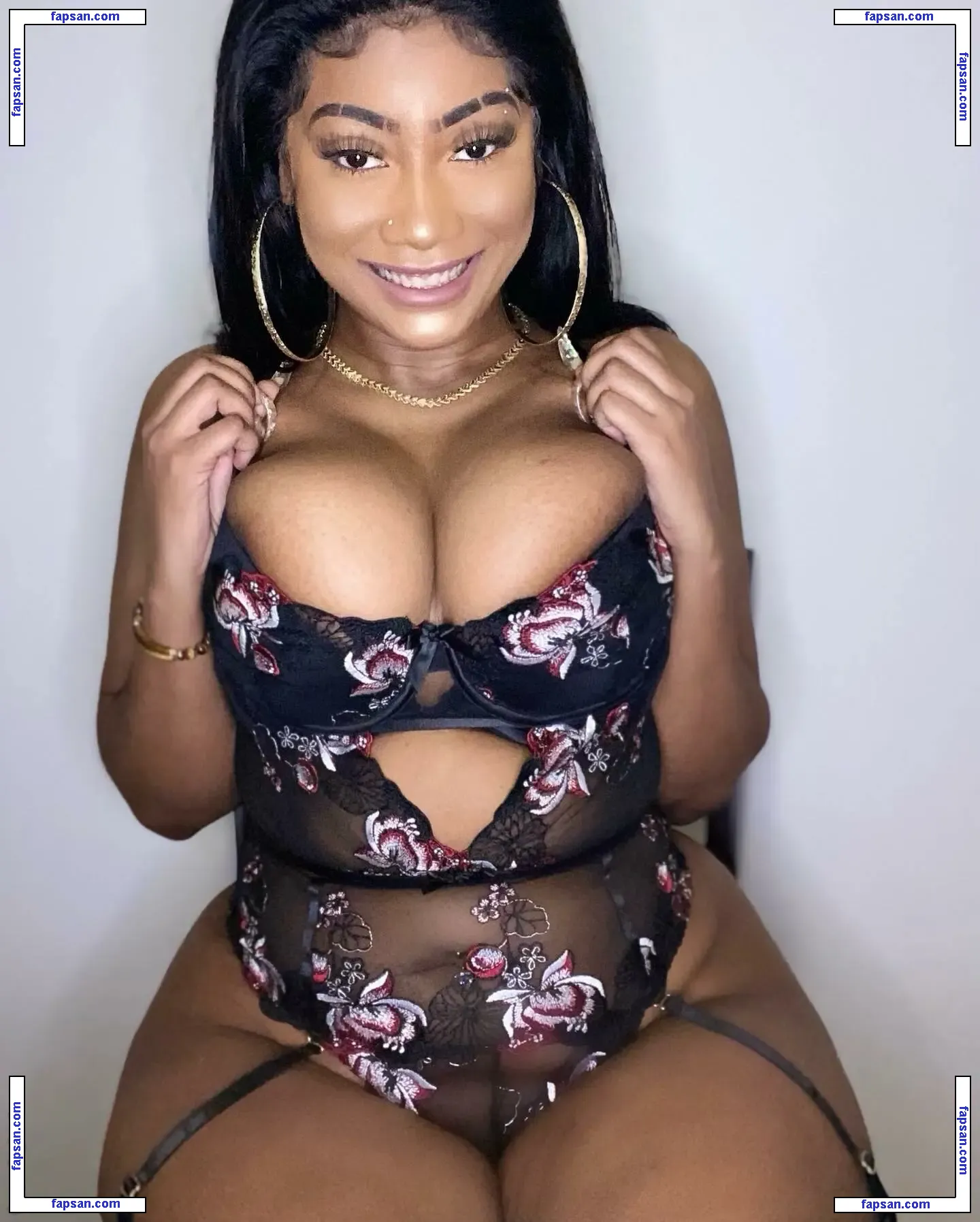 CoolieMonae nude photo #0029 from OnlyFans