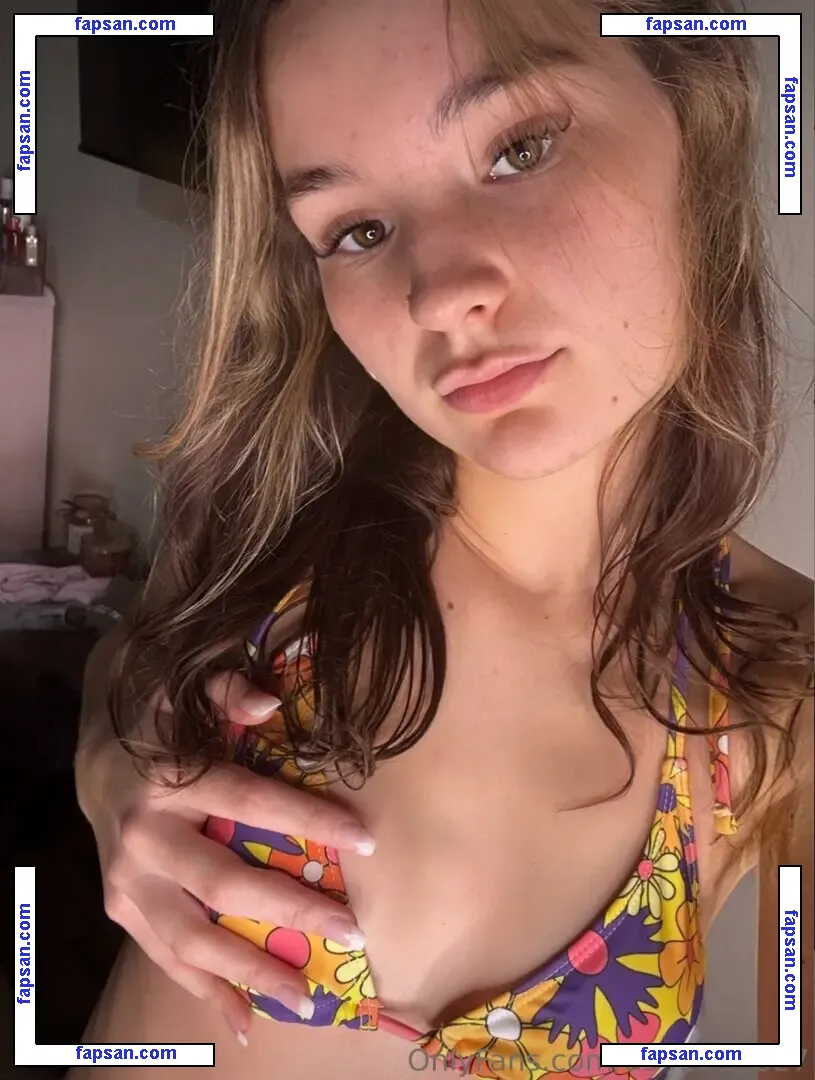 Cora Reed nude photo #0022 from OnlyFans