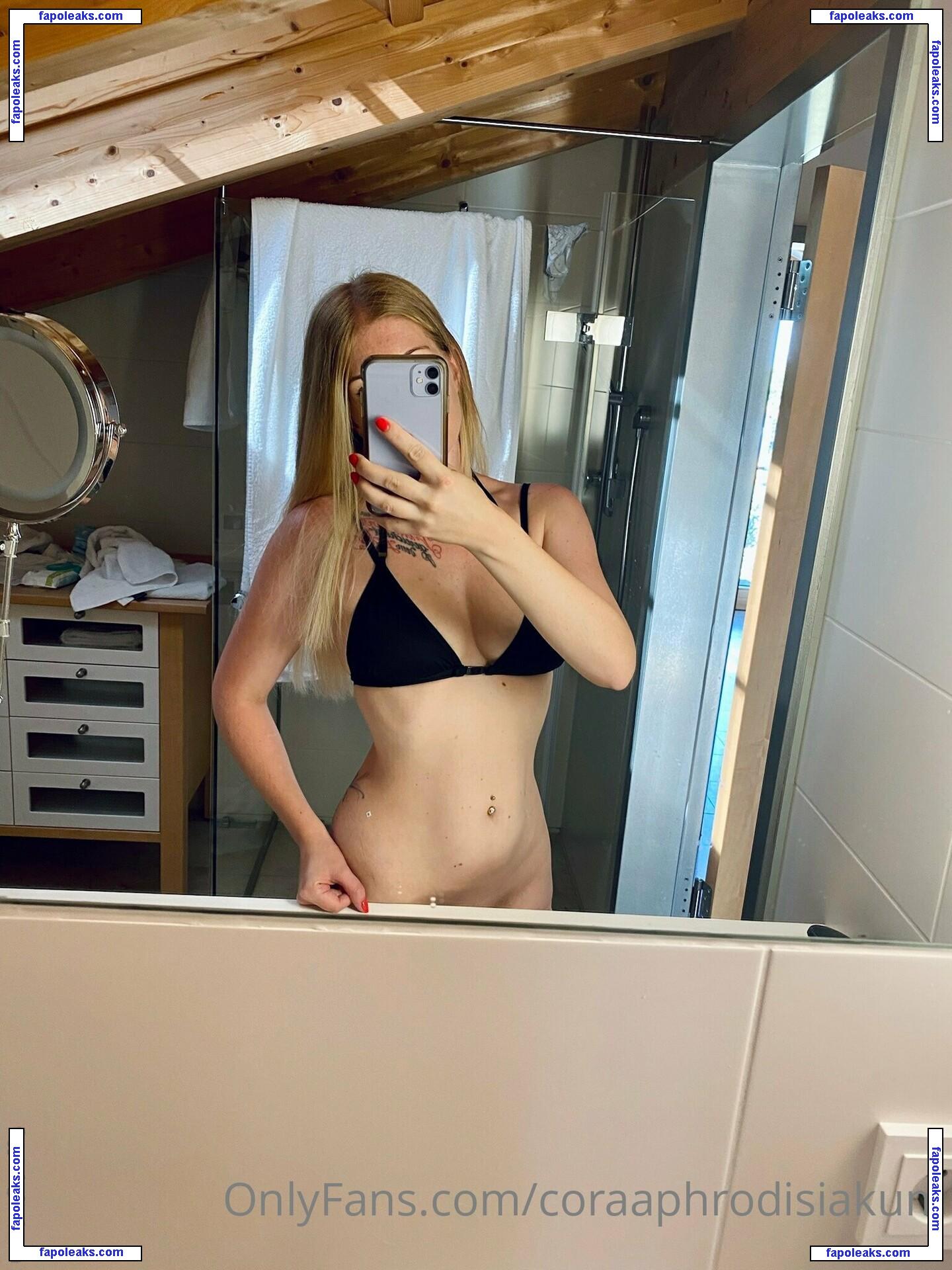 coraaphrodisiakum / our.cora nude photo #0020 from OnlyFans