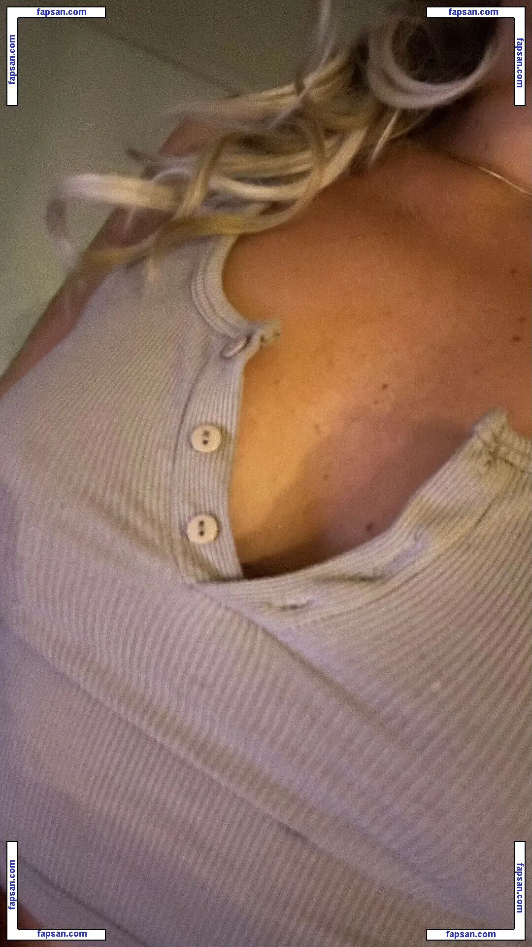 coralie.penny nude photo #0007 from OnlyFans