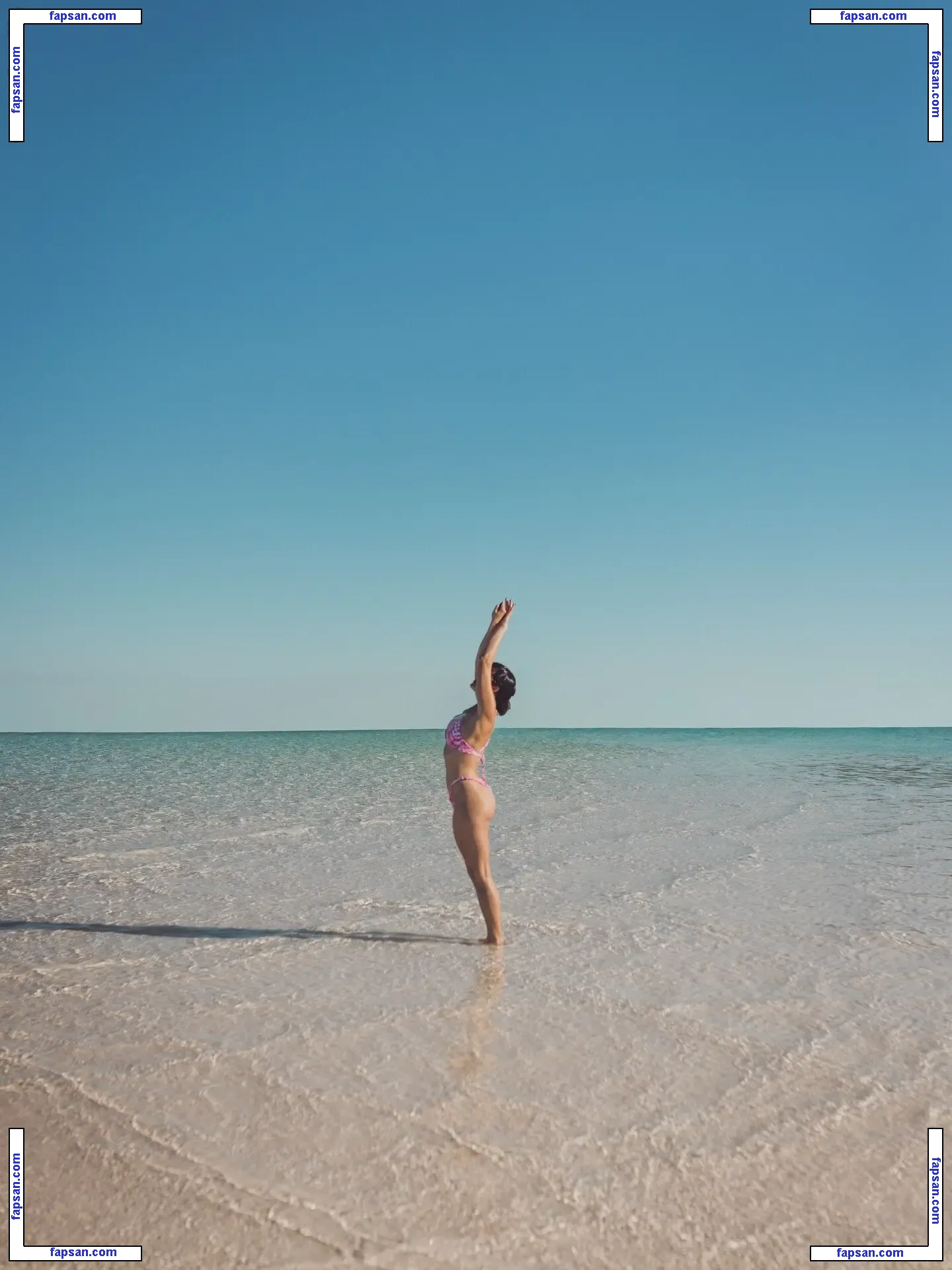 Corina Conti голая фото #0002 с Онлифанс