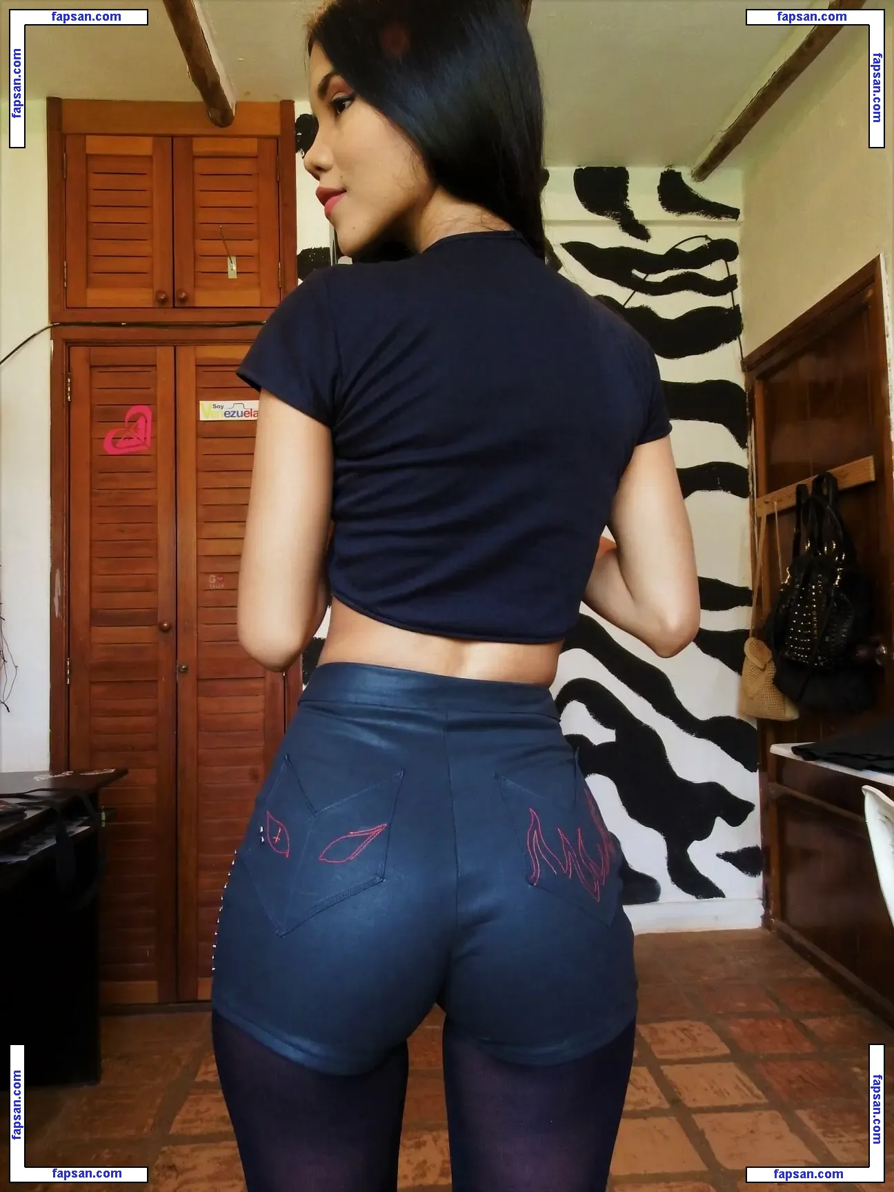 Corina.lv nude photo #0006 from OnlyFans