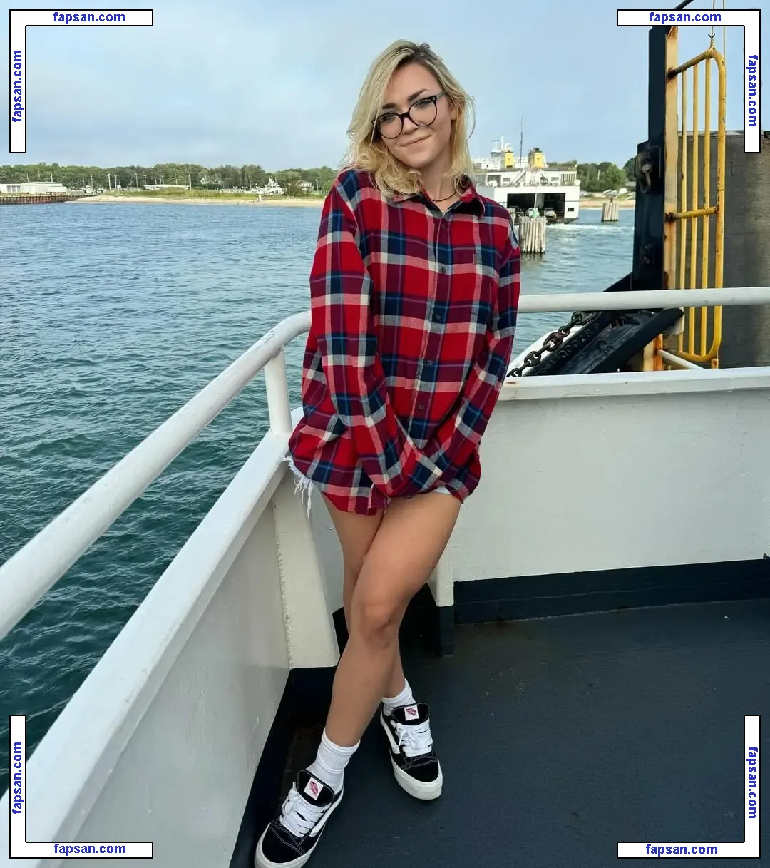 Corinne Sophie nude photo #0005 from OnlyFans
