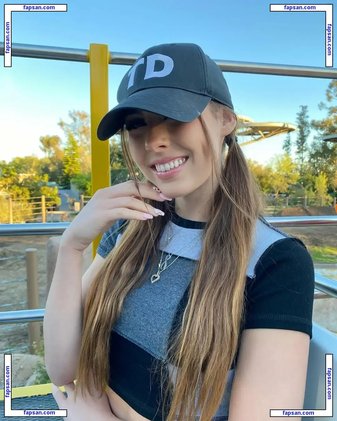 Cortney Gibson голая фото #0017 с Онлифанс