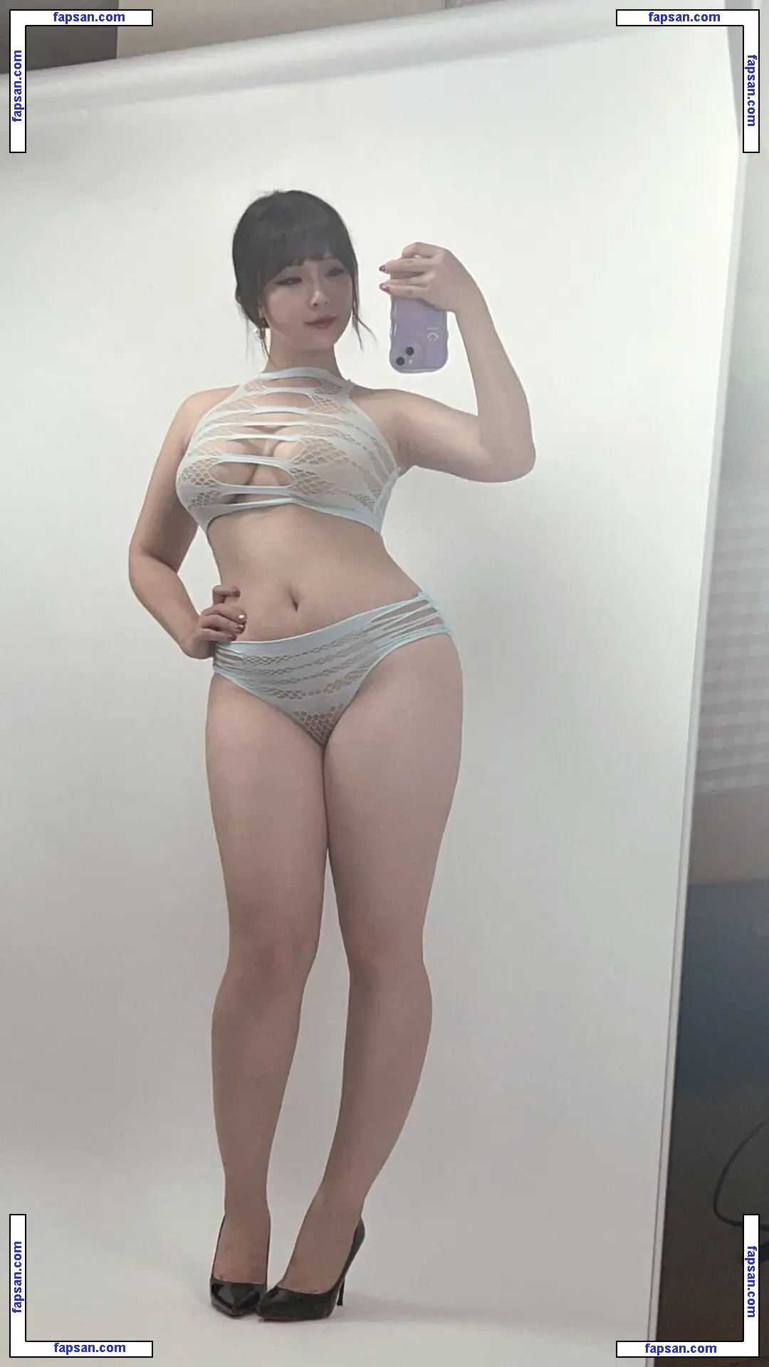 cosertangyuan nude photo #0044 from OnlyFans