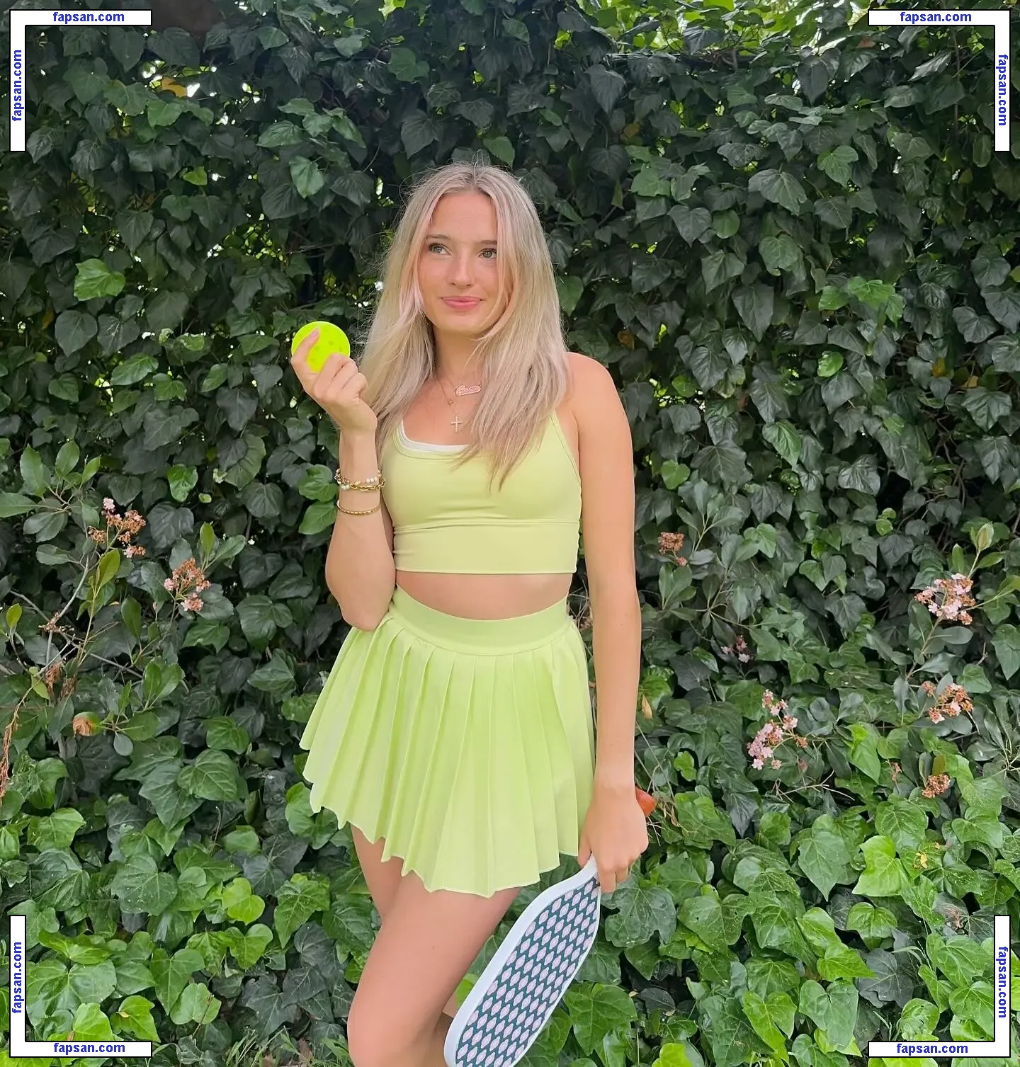 Cosette Rinab nude photo #0001 from OnlyFans