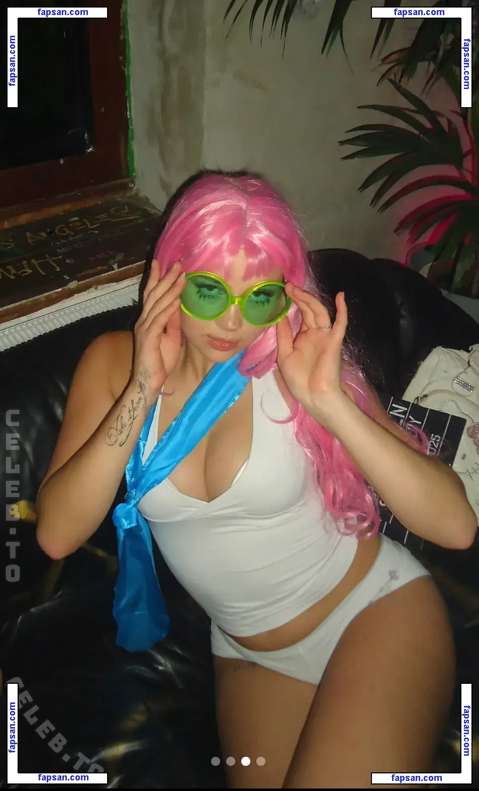 Cosima Chalk голая фото #0004 с Онлифанс