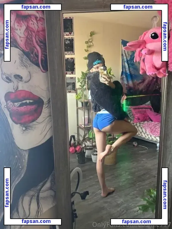 Cosmic голая фото #0012 с Онлифанс