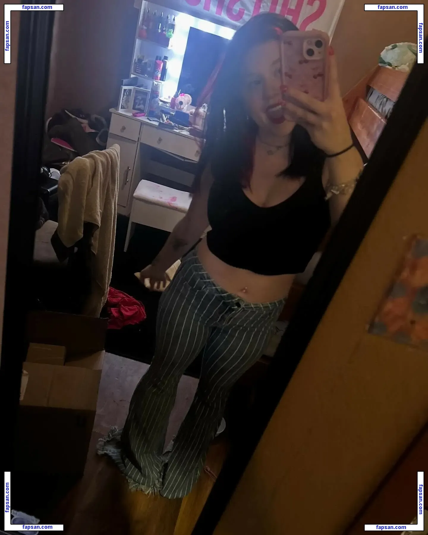 courtn3y.thompson nude photo #0002 from OnlyFans
