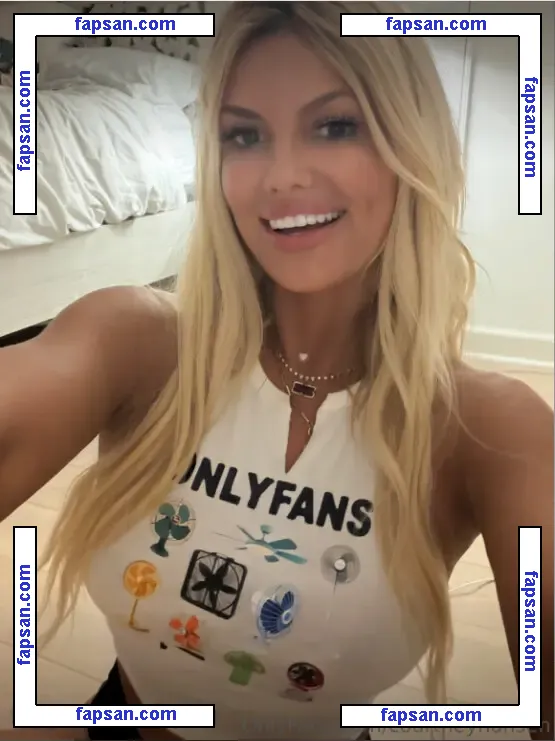 Courtney Hansen голая фото #0022 с Онлифанс