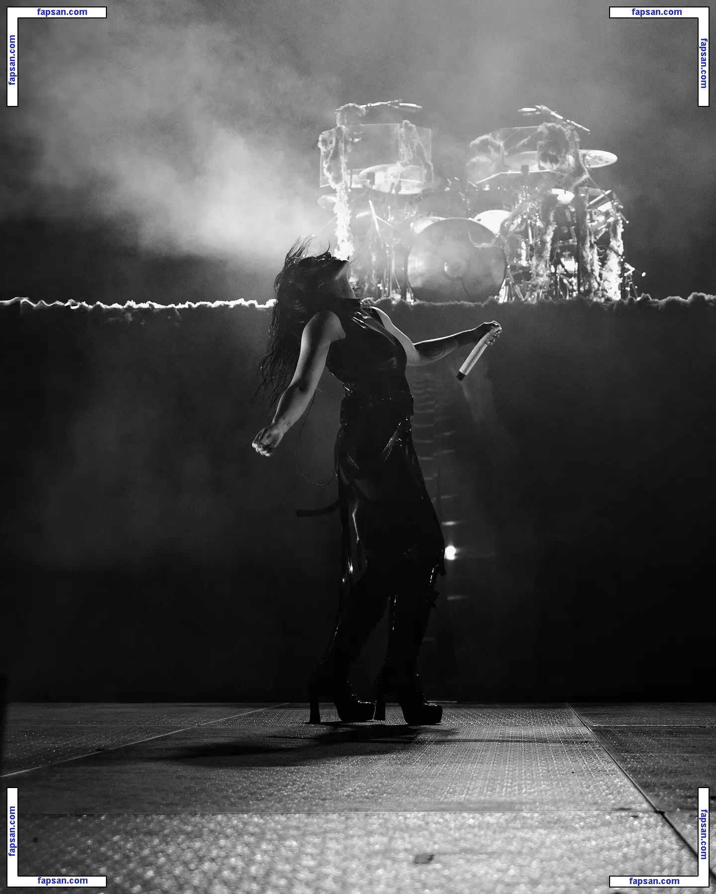 Courtney Laplante nude photo #0033 from OnlyFans