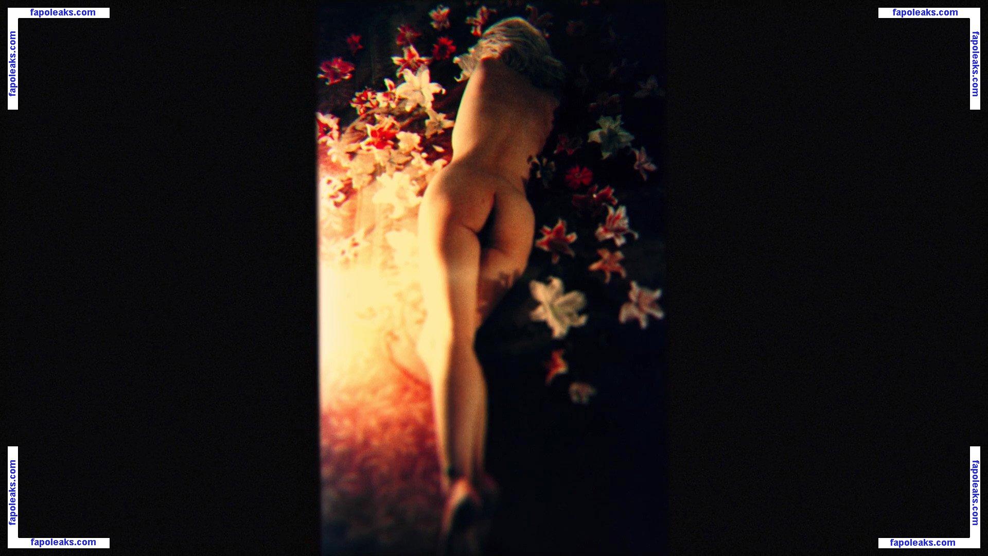 Courtney Love голая фото #0133 с Онлифанс