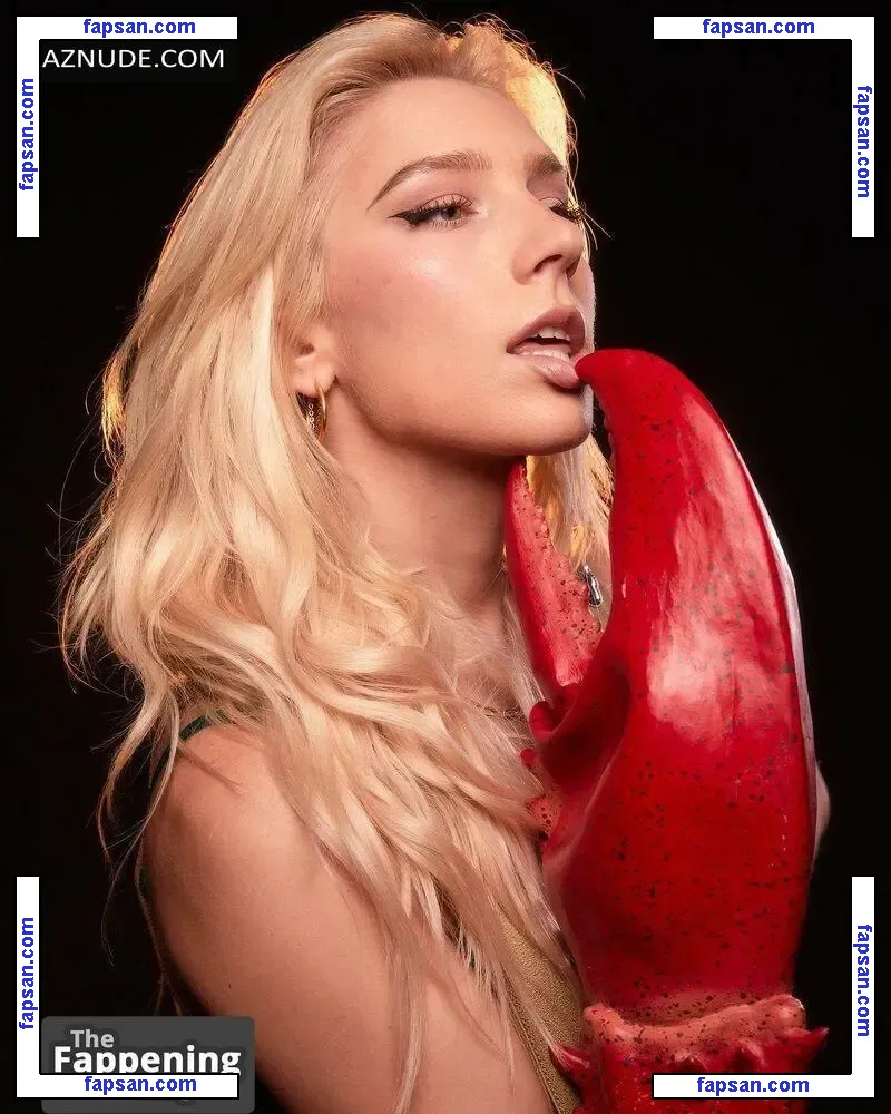 Courtney Miller голая фото #0497 с Онлифанс