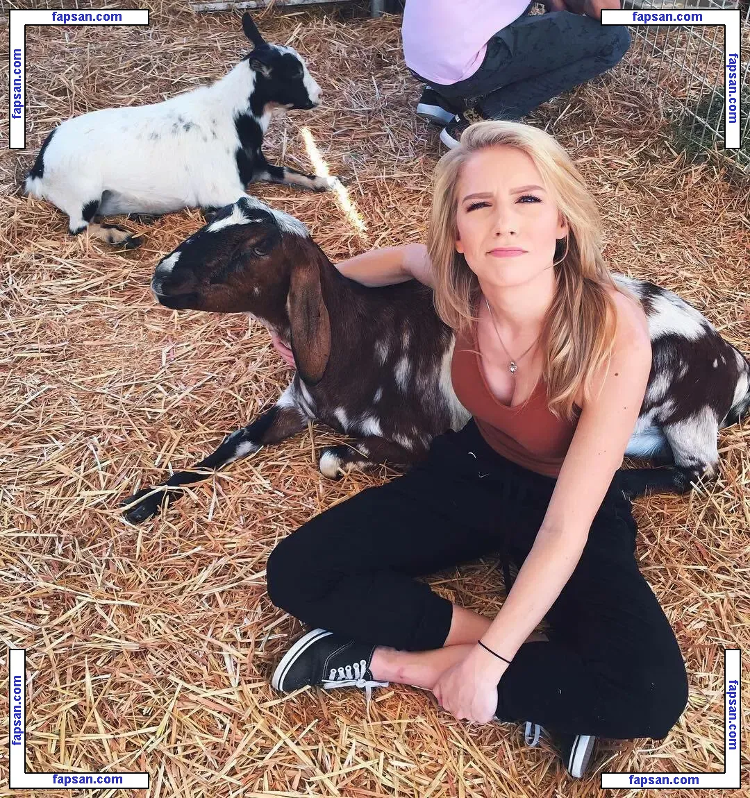 Courtney Miller nude photo #0526 from OnlyFans