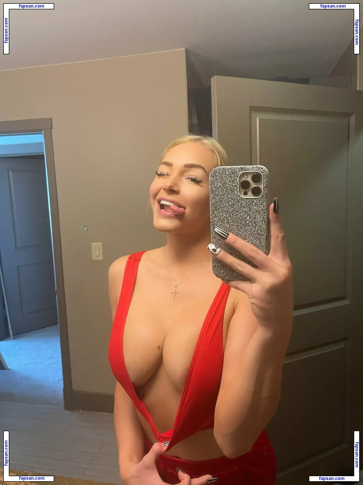 courtneytailorvip nude photo #0005 from OnlyFans