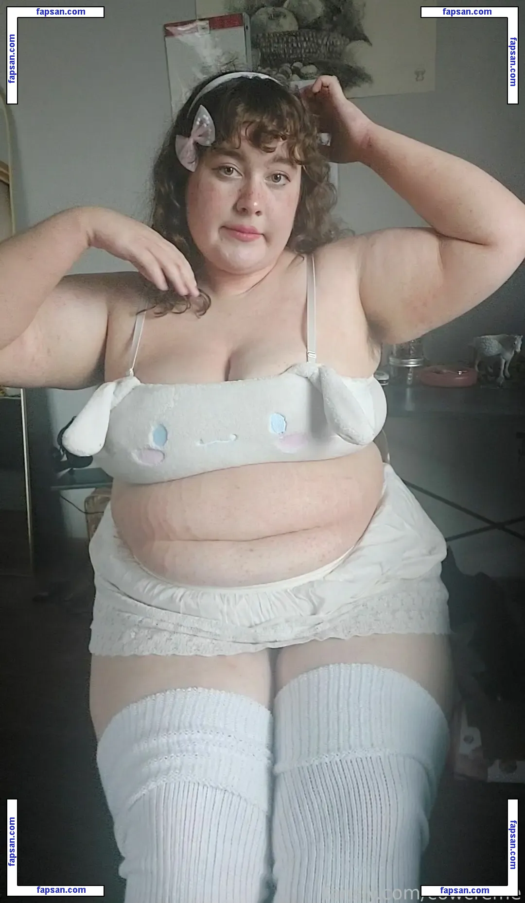 cowcreme nude photo #0008 from OnlyFans