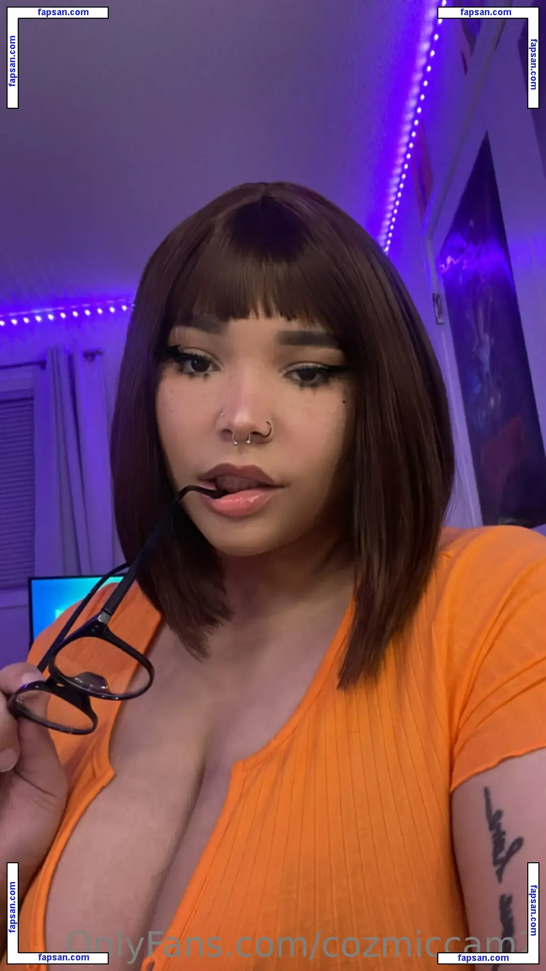 cozmiccam2 nude photo #0009 from OnlyFans