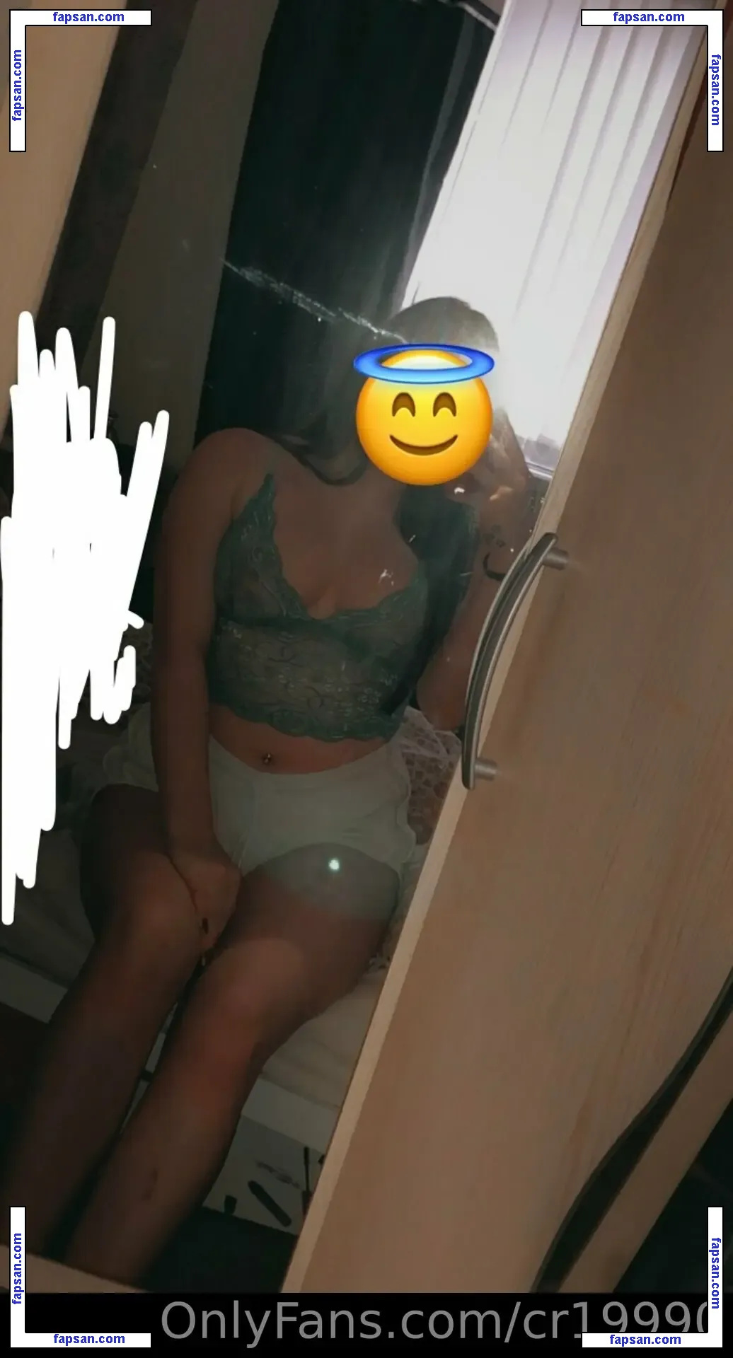 cr19990 nude photo #0023 from OnlyFans