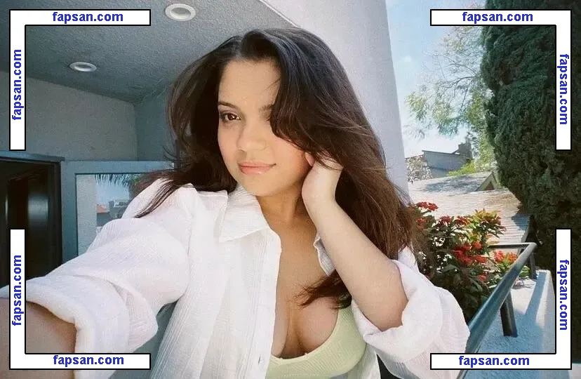 Cree Cicchino nude photo #0032 from OnlyFans