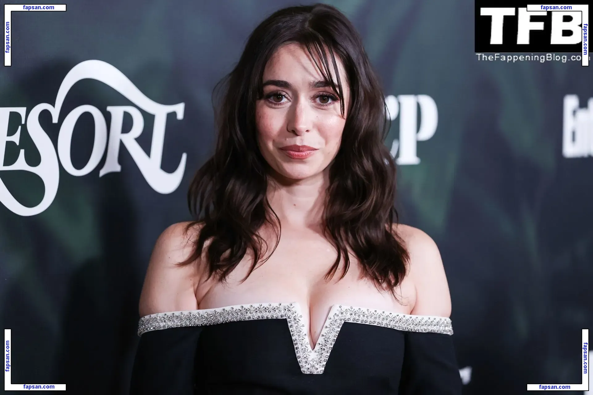 Cristin Milioti nude photo #0111 from OnlyFans