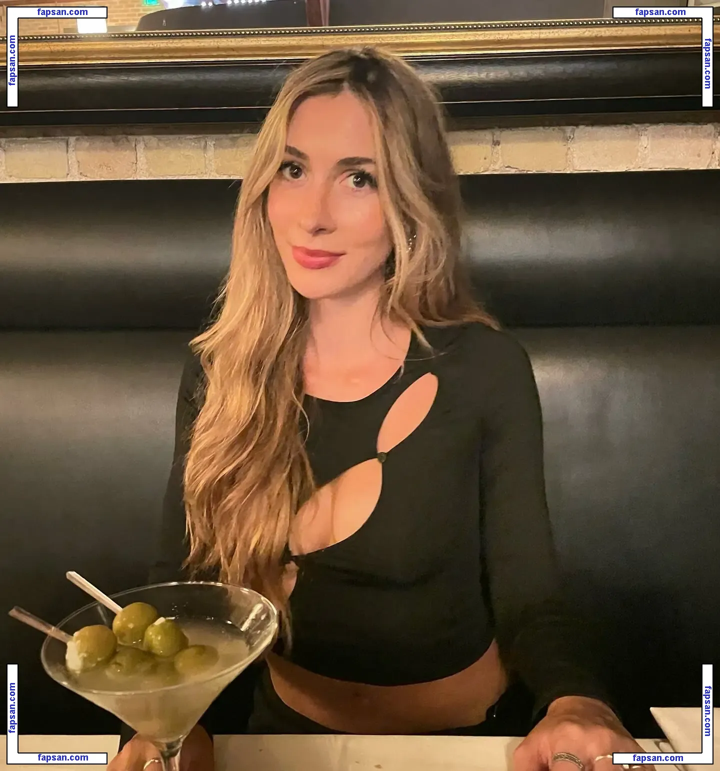 Cristina Mariani nude photo #0008 from OnlyFans