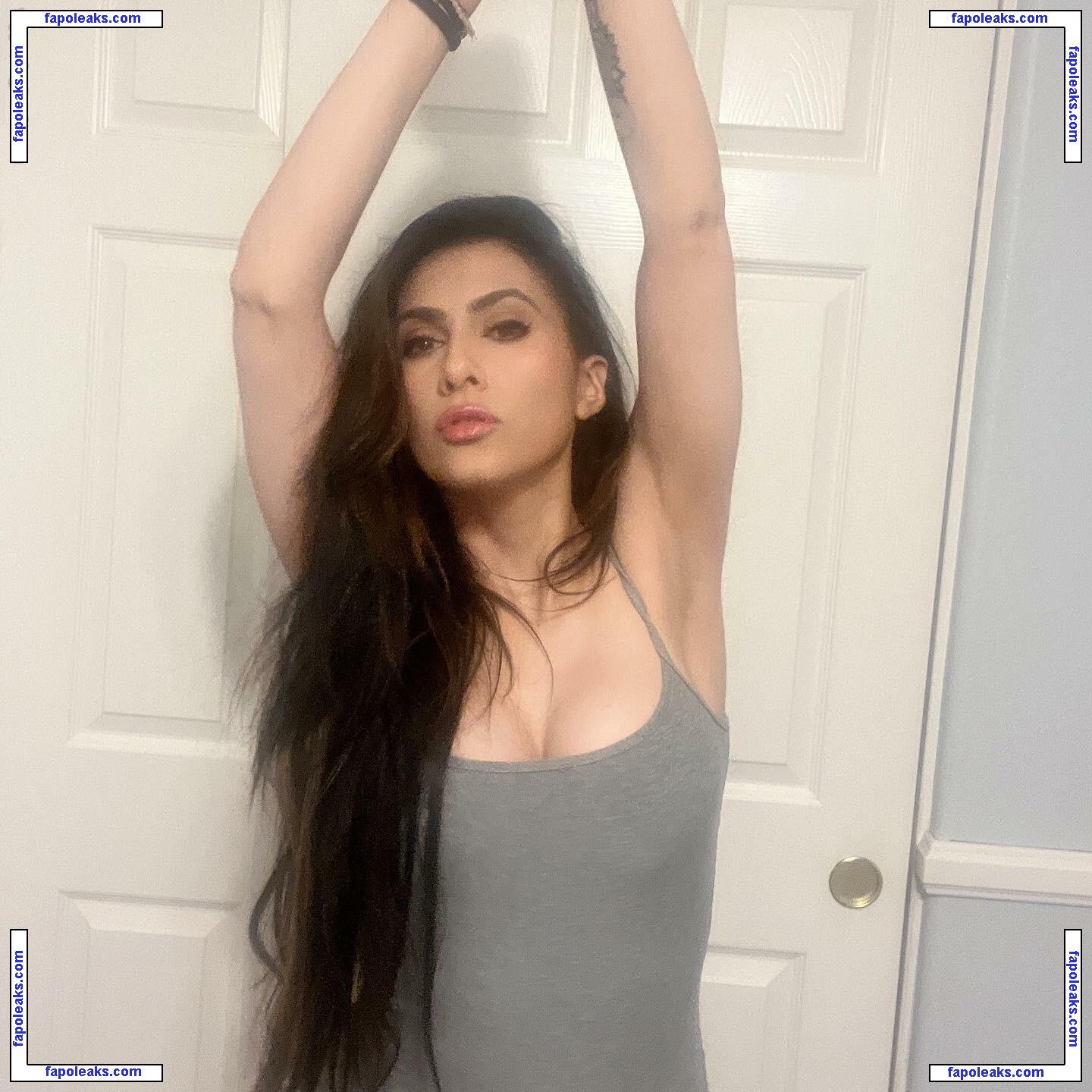 Cristina Vee Valenzuela / cristinavox nude photo #0031 from OnlyFans