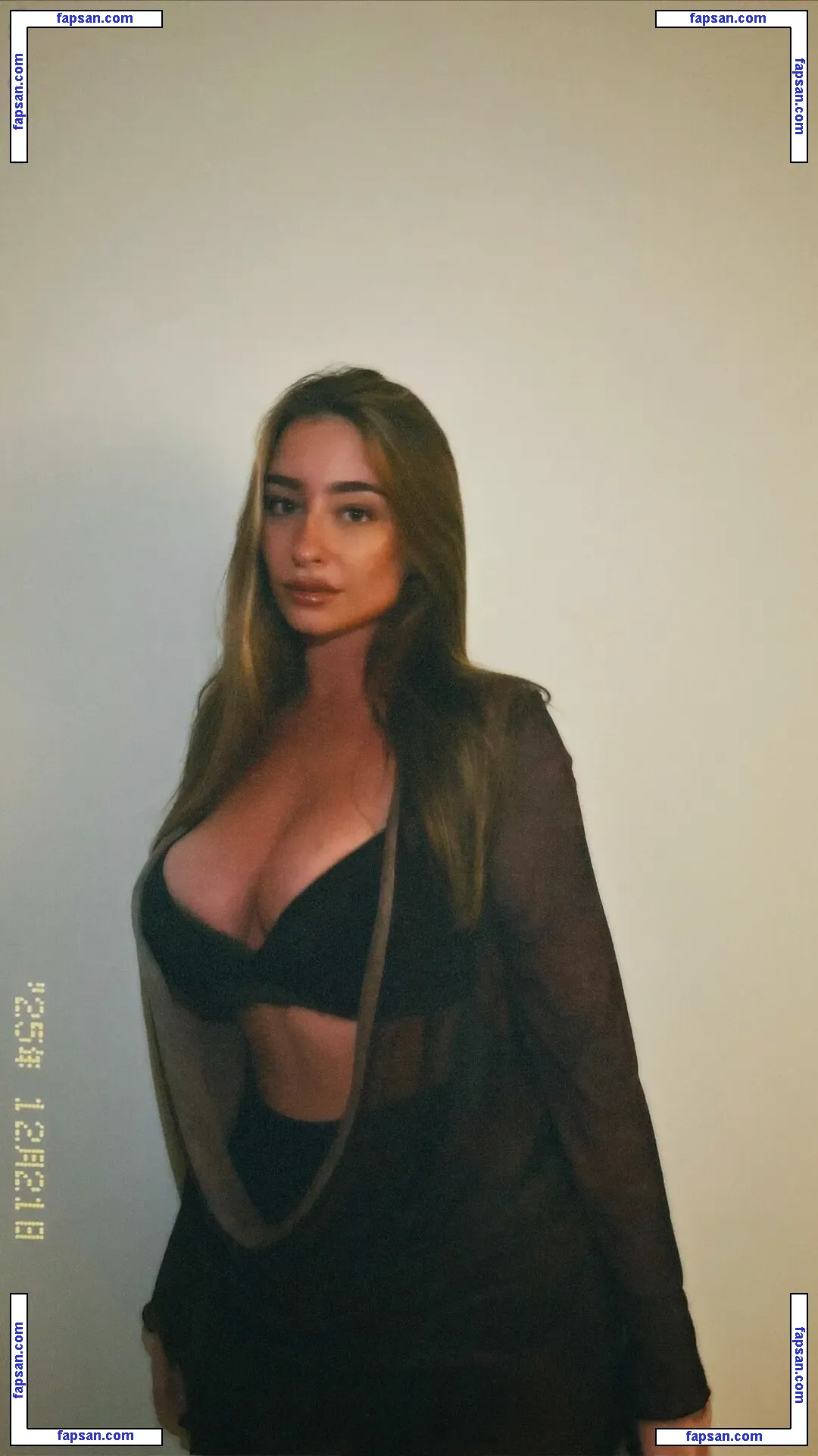 croccobrisa голая фото #0001 с Онлифанс