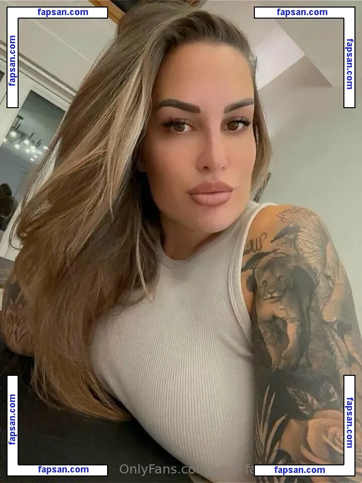 crueldomme nude photo #0025 from OnlyFans