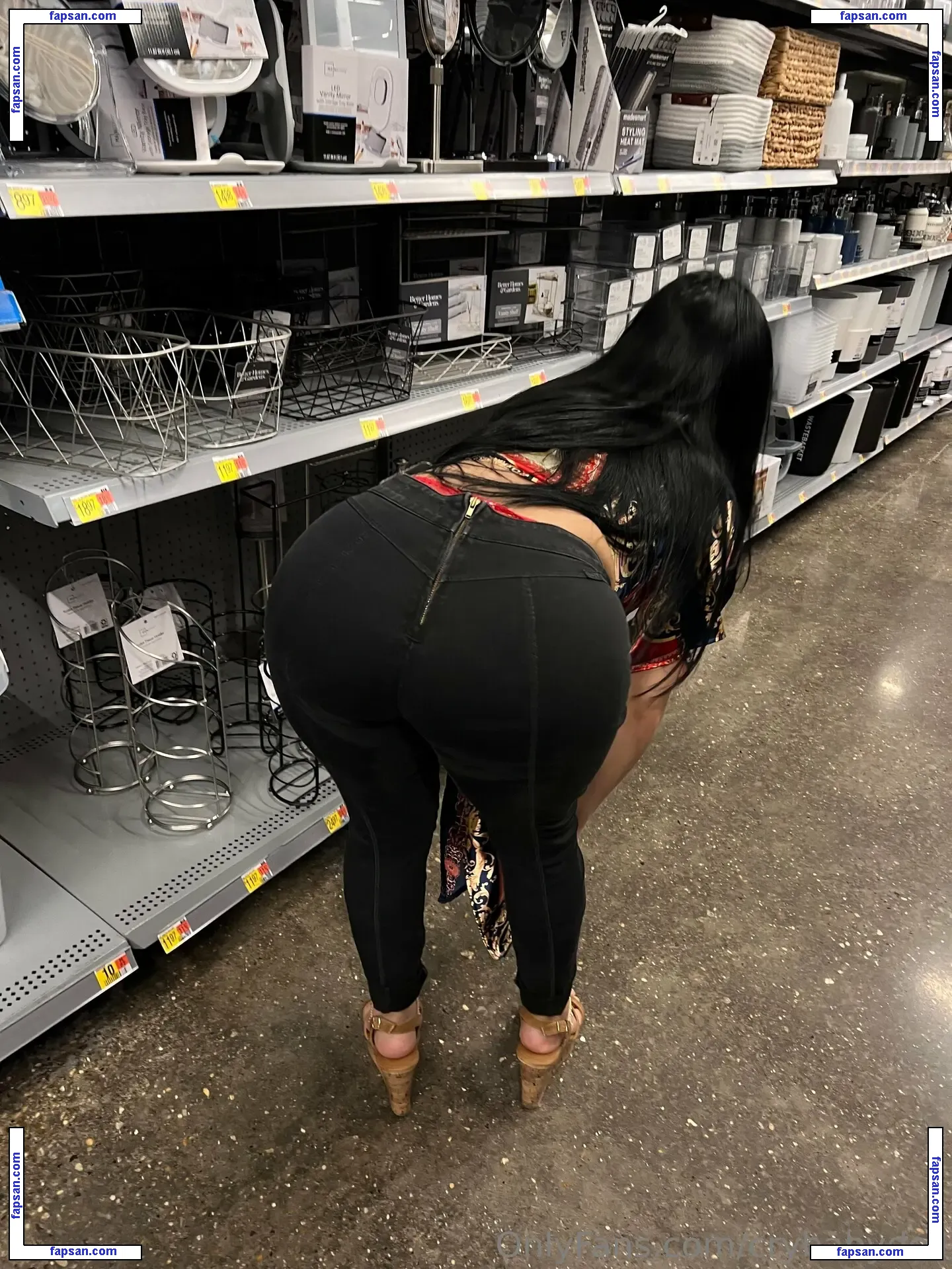 crybabydoll nude photo #0070 from OnlyFans