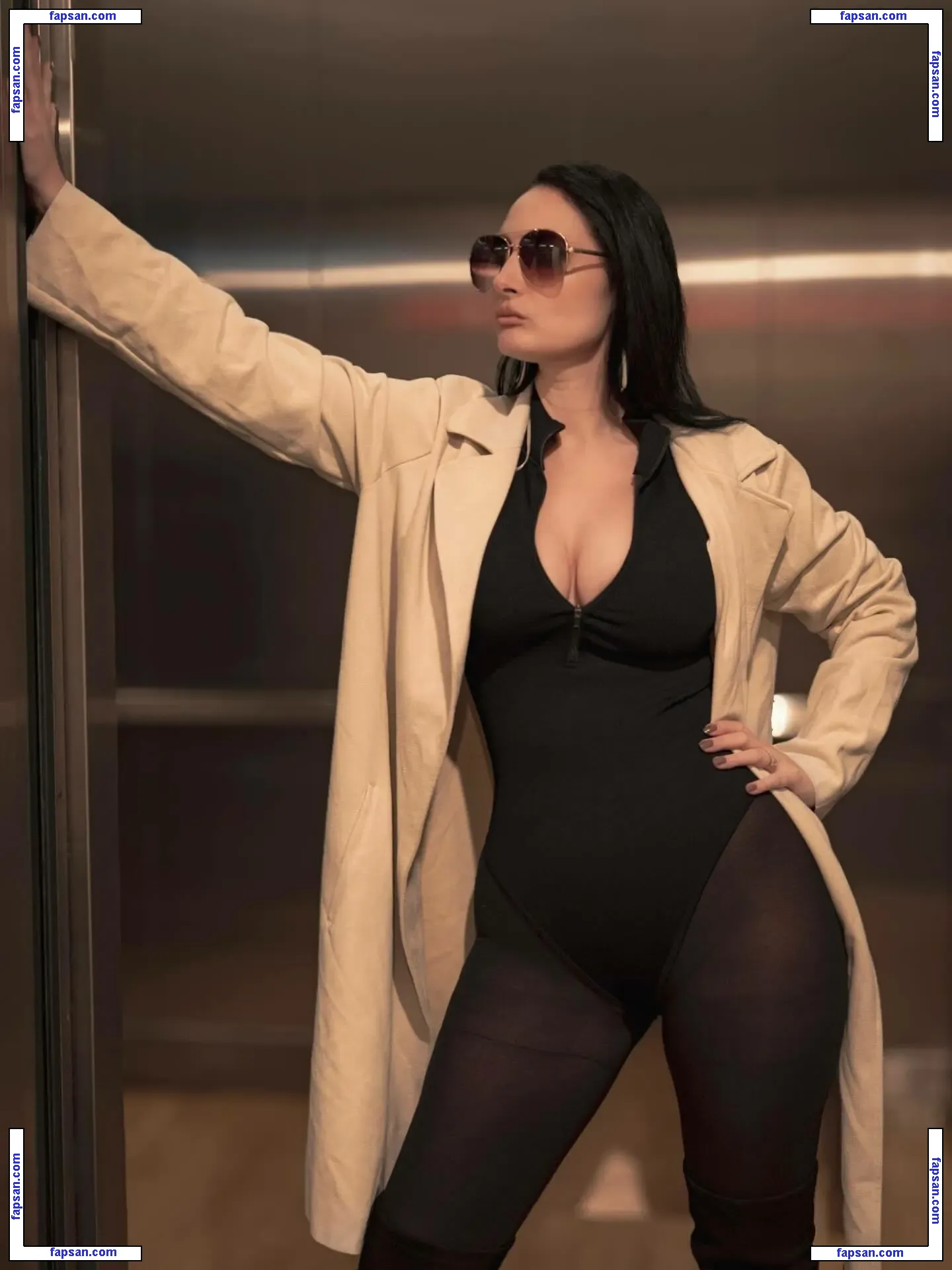 Crystal Wambles nude photo #0026 from OnlyFans