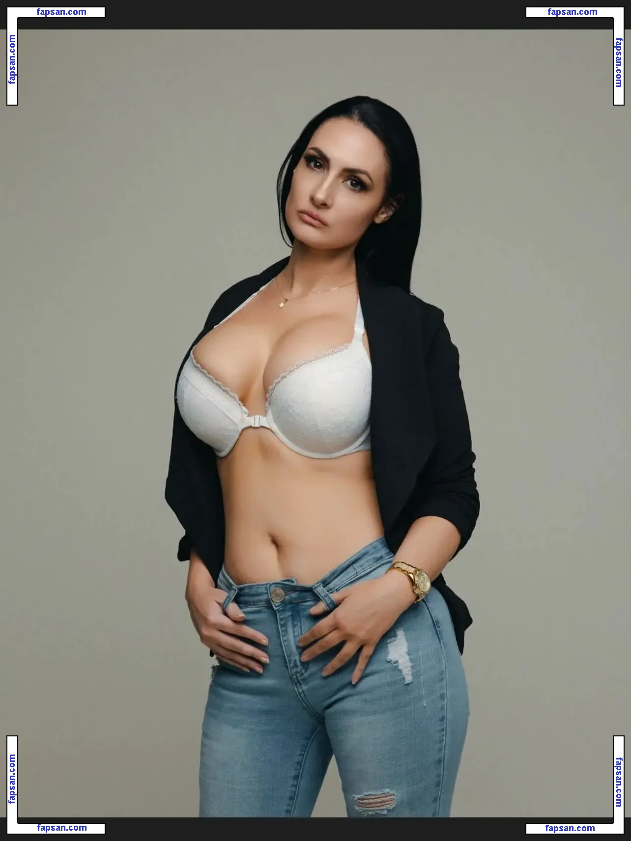 Crystal Wambles nude photo #0037 from OnlyFans