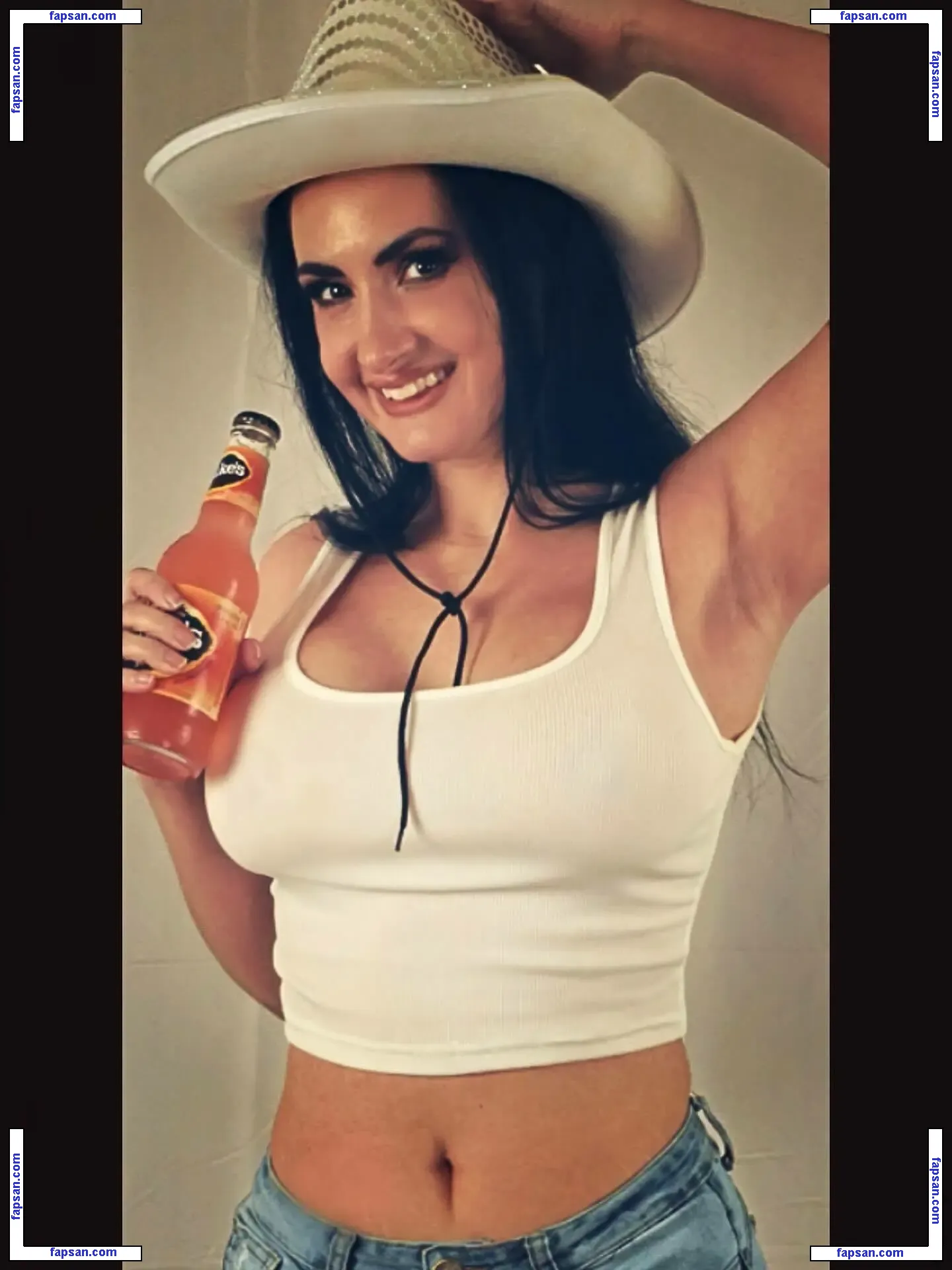 Crystal Wambles nude photo #0054 from OnlyFans