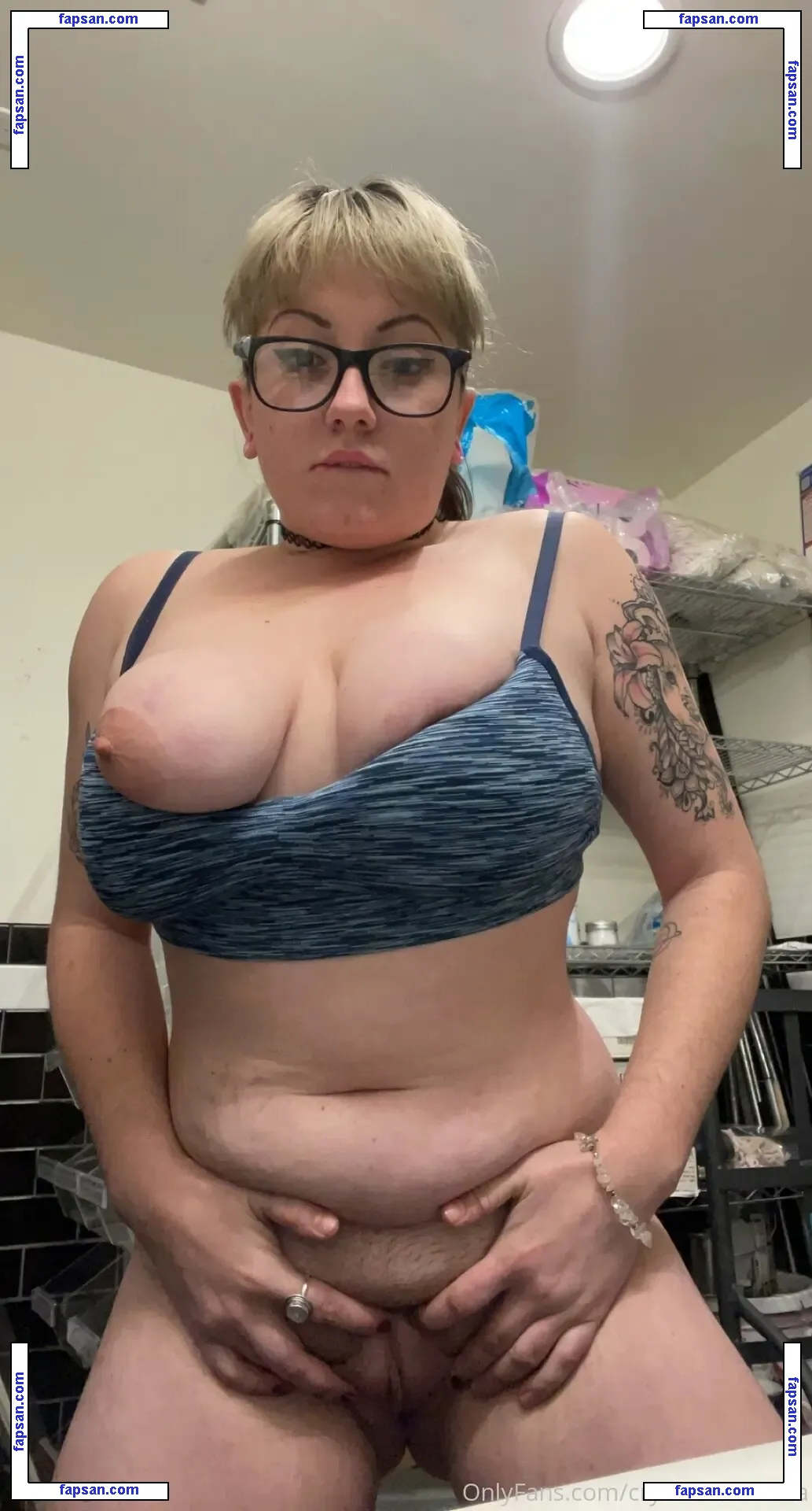 crystal2086bella nude photo #0061 from OnlyFans