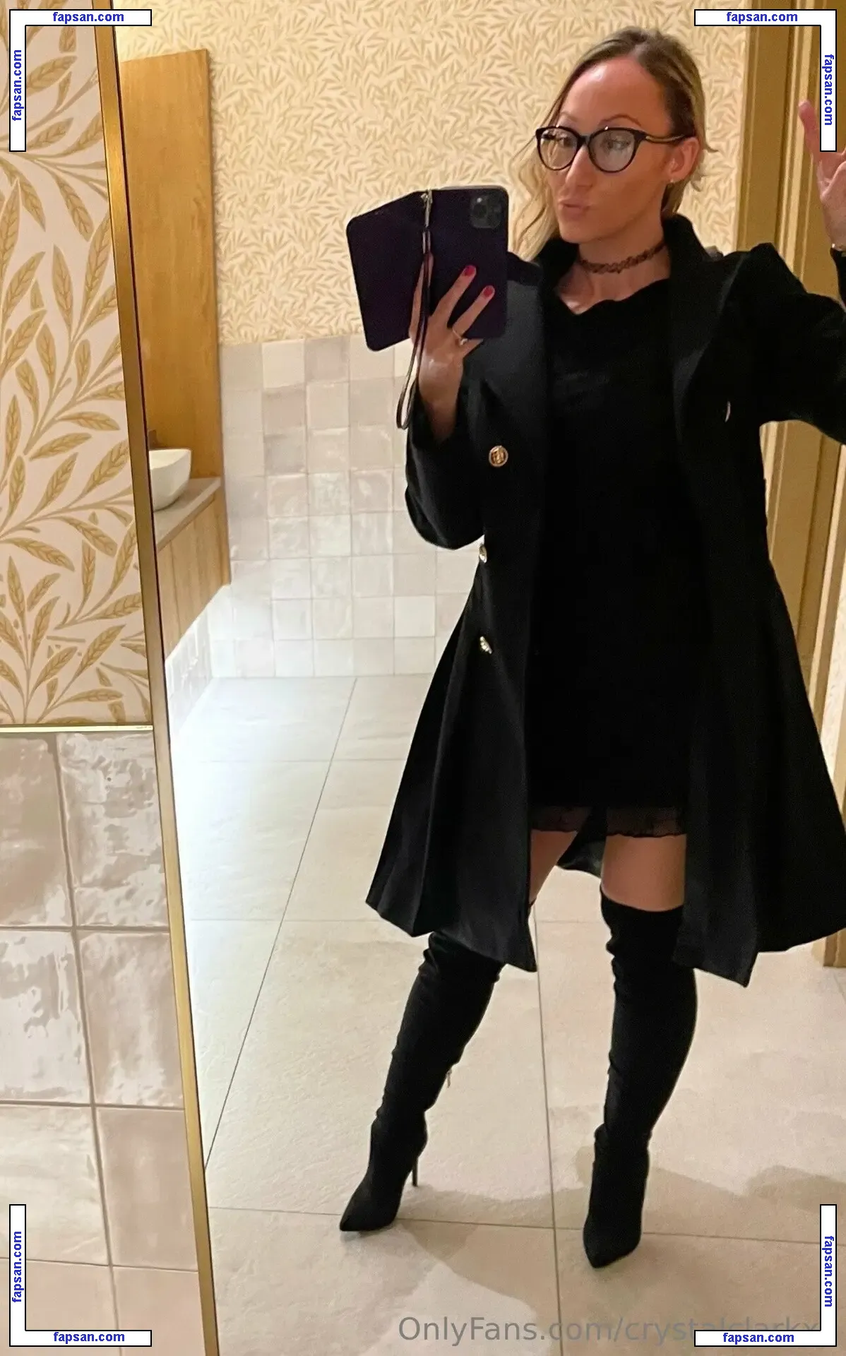 crystalclarkxo nude photo #0323 from OnlyFans