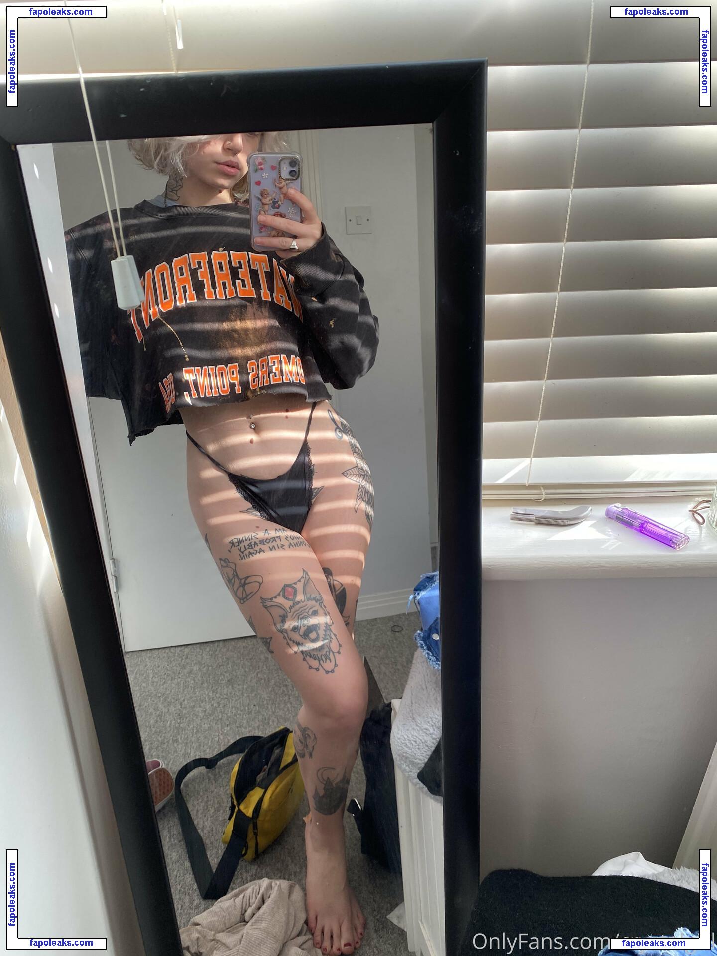 crystalgirl / thecrystal.girl nude photo #0031 from OnlyFans