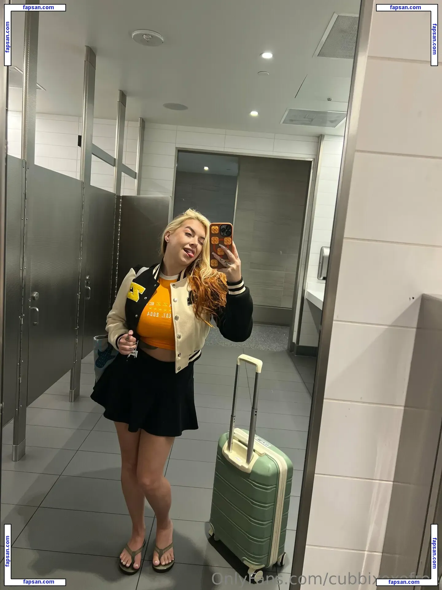 cubbixoxofree nude photo #0052 from OnlyFans