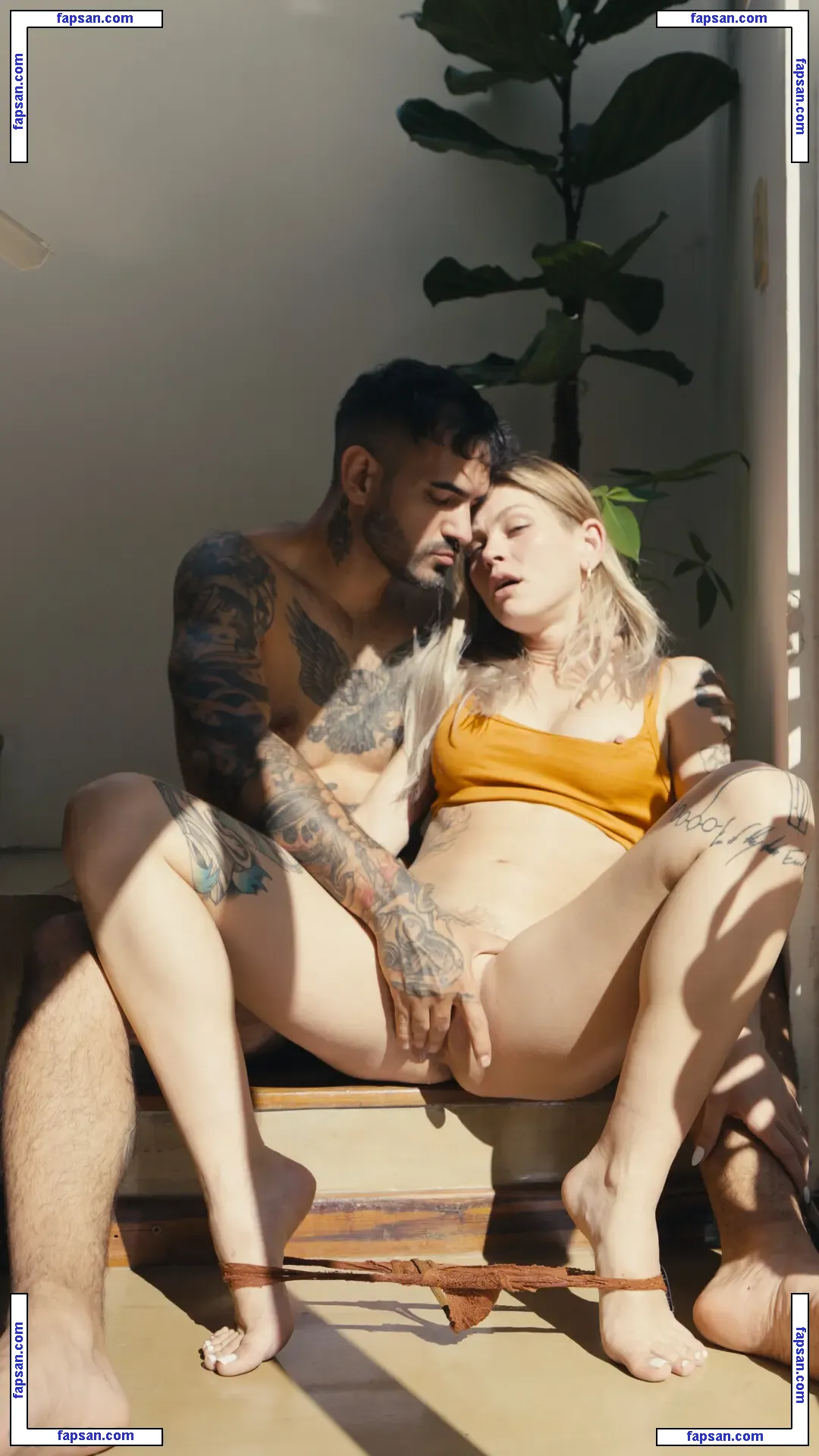 cuddlepuddle nude photo #0005 from OnlyFans