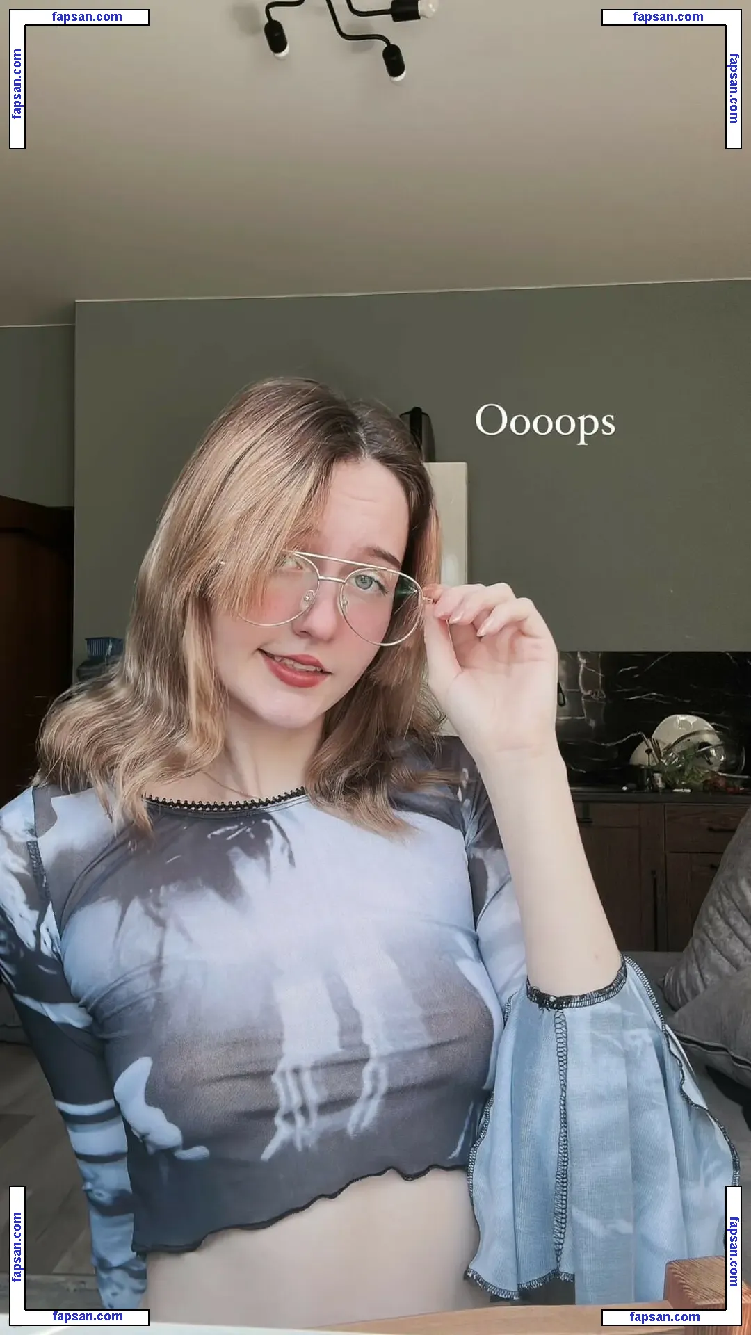 cumband / lilyband nude photo #0001 from OnlyFans