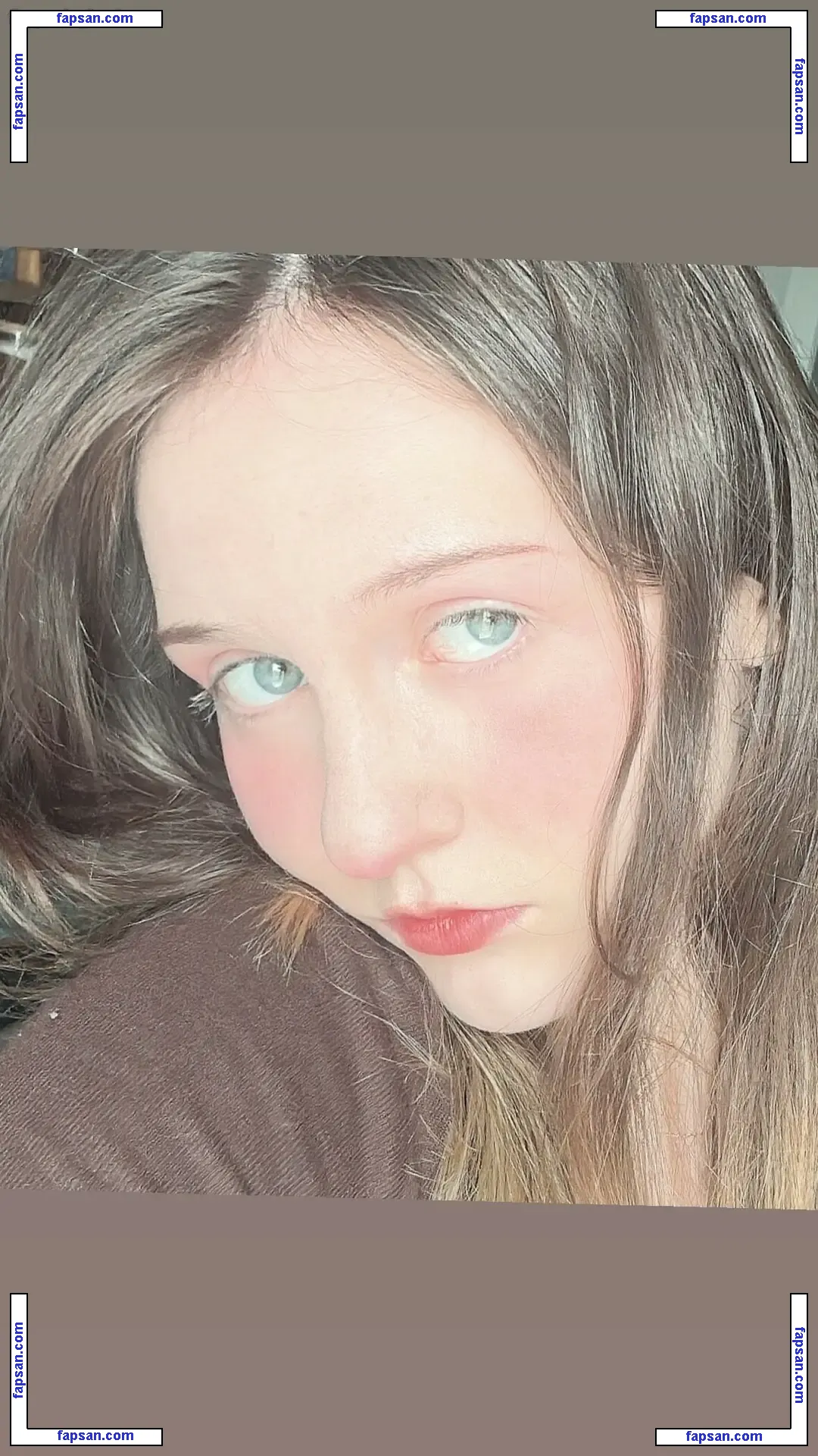 cumband / lilyband nude photo #0007 from OnlyFans