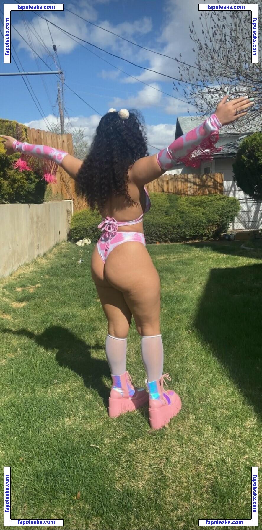 Curlybeanraver nude photo #0014 from OnlyFans