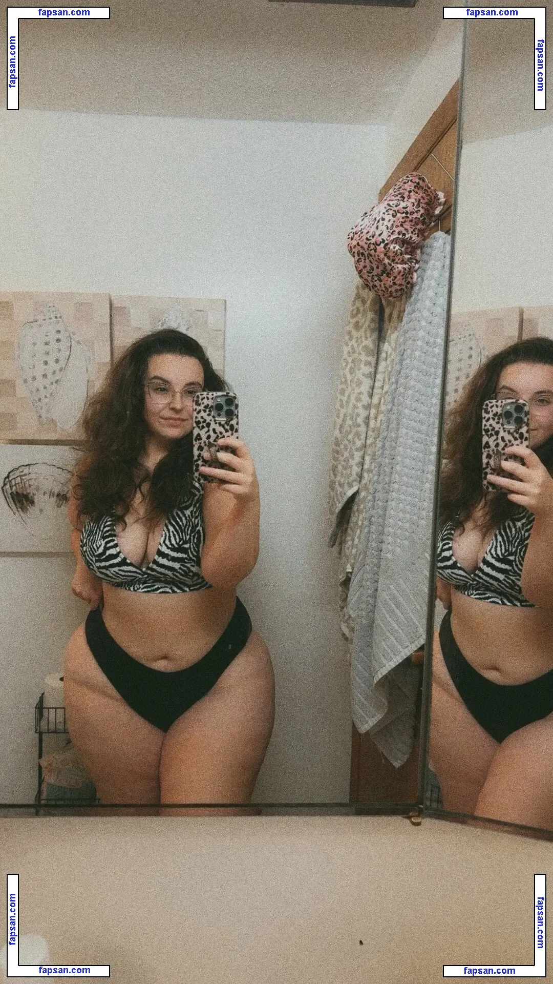 curlyfrycrissy голая фото #0002 с Онлифанс